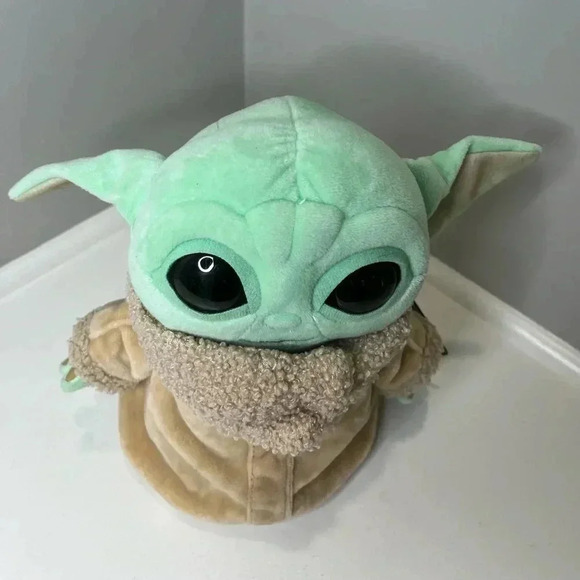 Star Wars The Mandalorian The Child Stuffie - Picture 3 of 8